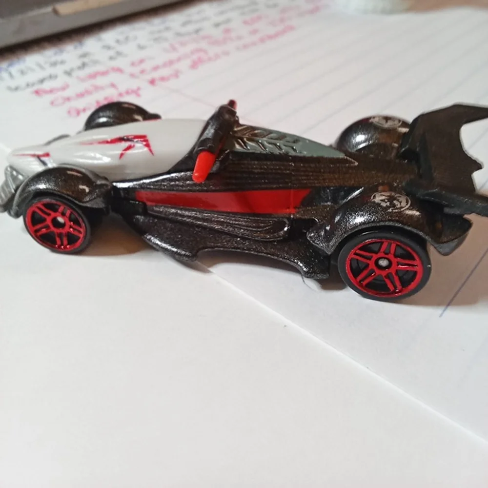 Hot Wheels Star Wars Character Cars Lot of 2 Darth Vader Obi Wan Kenobi